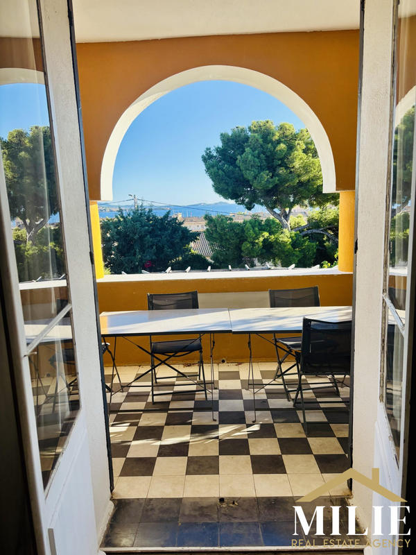 Villa - 245 m² - 7 pièces