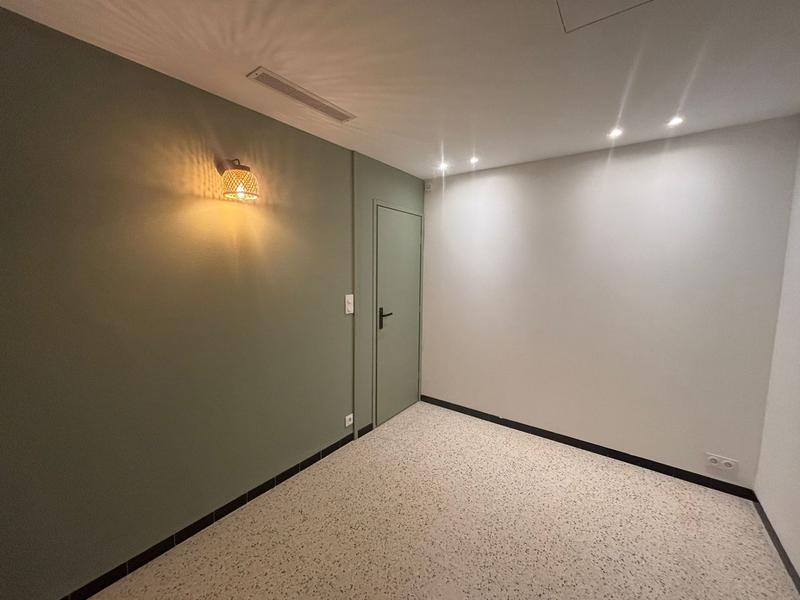 Bureau - 56 m² - 4 pièces