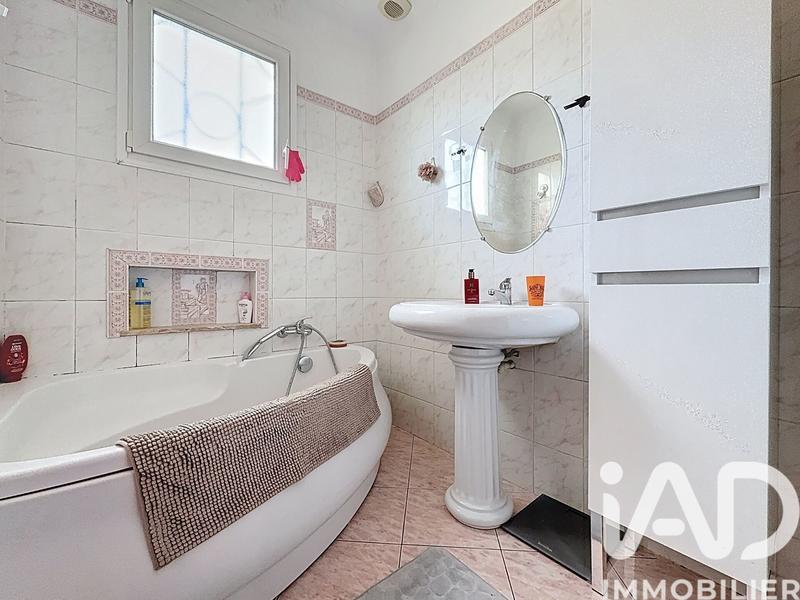 Maison - 87 m² - 4 pièces