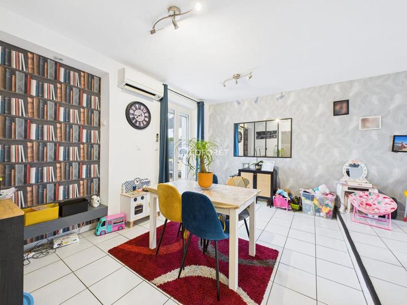 Maison - 85 m² - 4 pièces