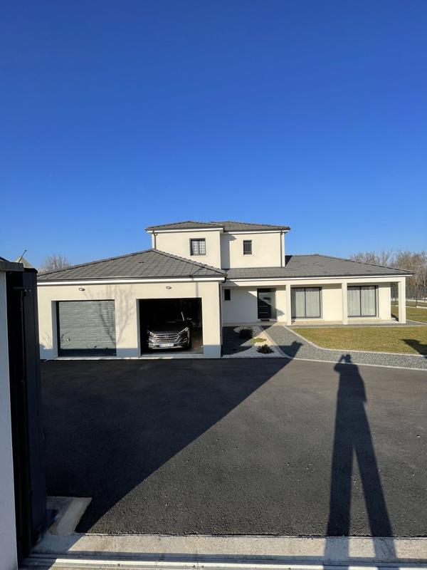 Maison - 143 m² - 7 pièces