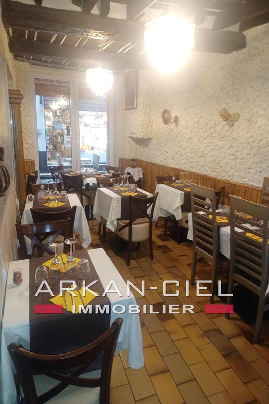 Fonds de commerce - Magasins - 118 m²