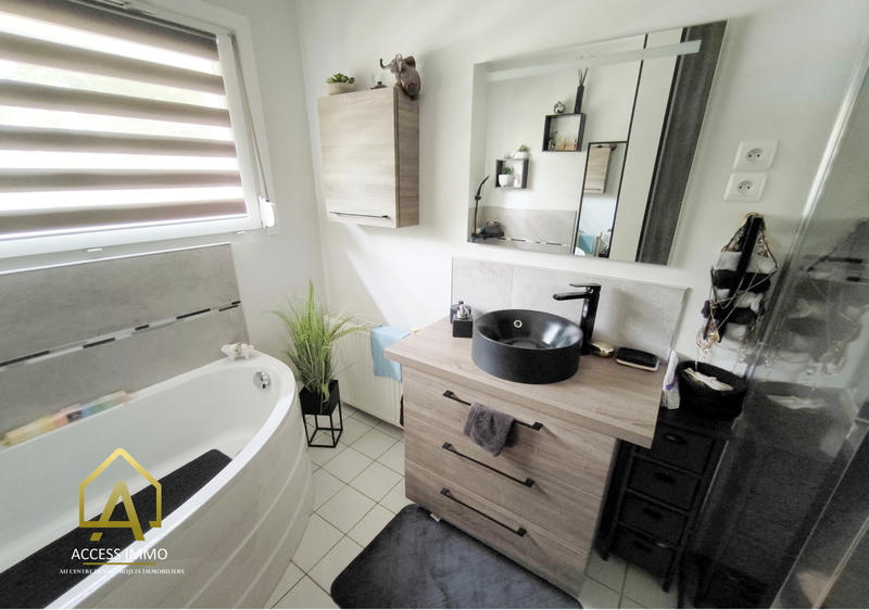 Propriété - 115 m² - 7 pièces