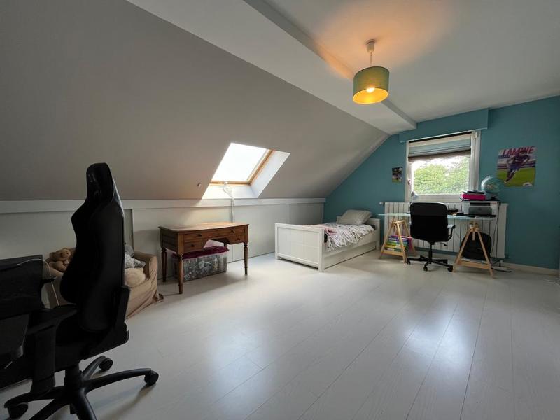 Maison - 208 m² - 7 pièces