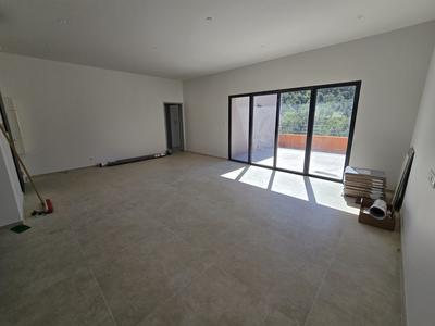 Appartement - 98 m² - 4 pièces