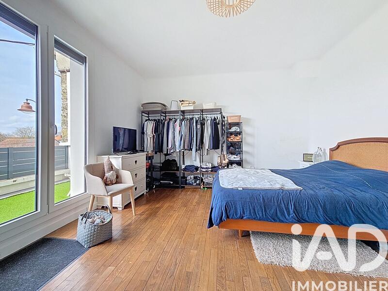 Maison - 136 m² - 7 pièces