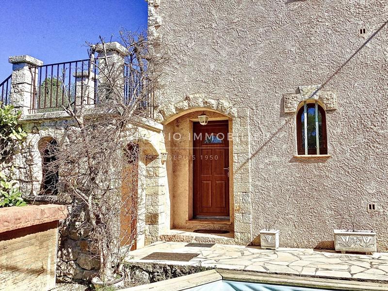 Maison - 117 m² - 4 pièces