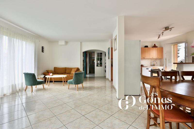 Maison - 189 m² - 8 pièces