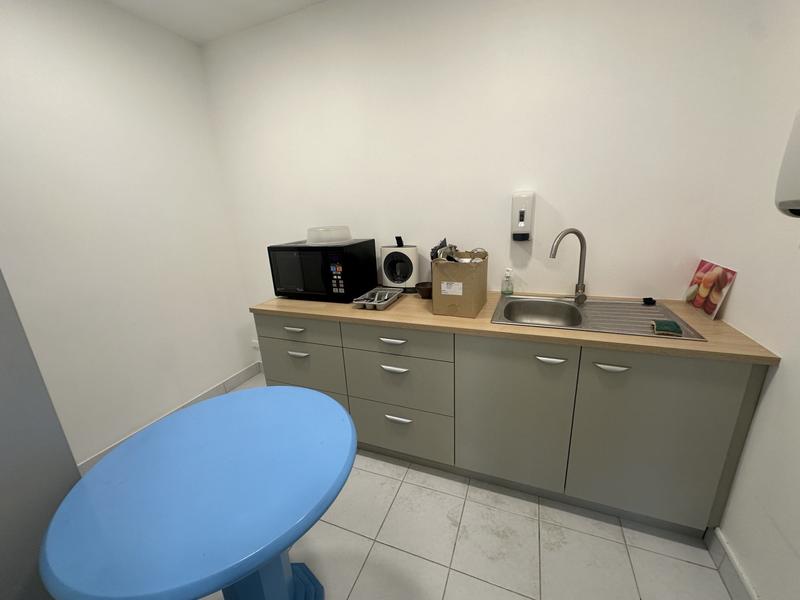 Local d'activités - 554 m² - 6 pièces