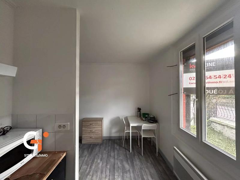 Immeuble - 74 m² - 6 pièces