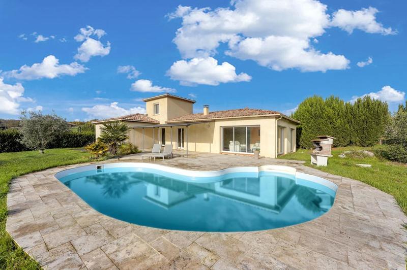 Villa - 160 m² - 7 pièces
