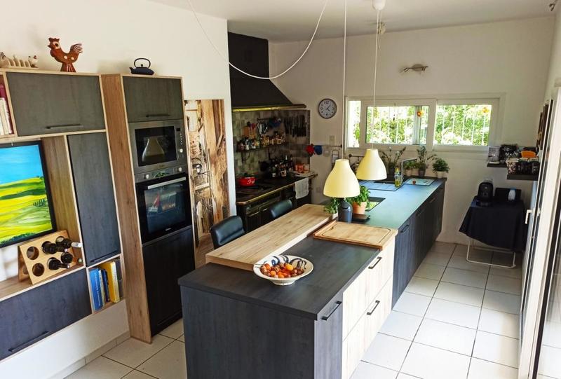 Propriété - 212 m² - 14 pièces