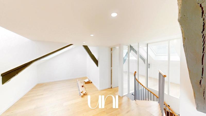 Duplex - 95 m² - 4 pièces