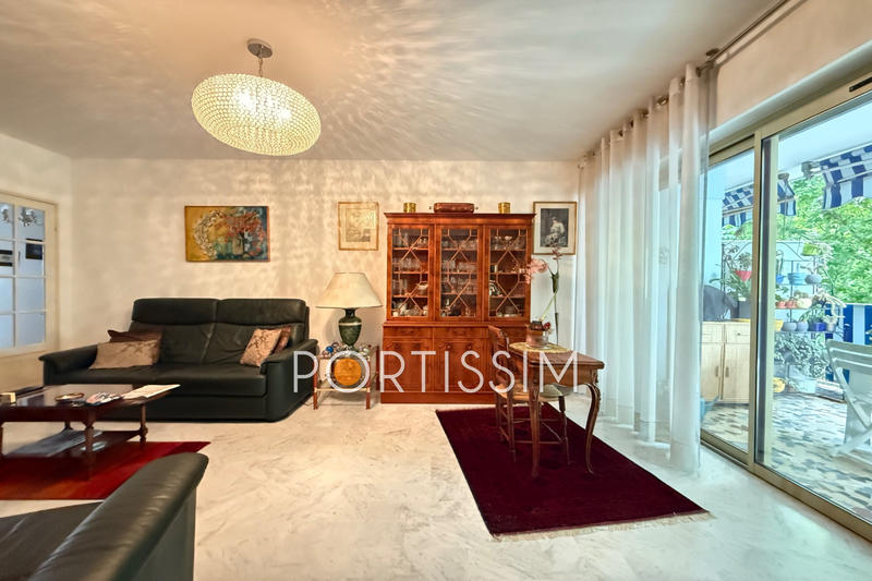 Appartement - 94 m² - 4 pièces