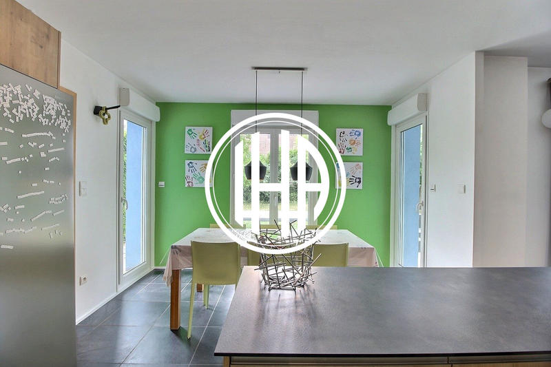 Villa - 183 m² - 7 pièces