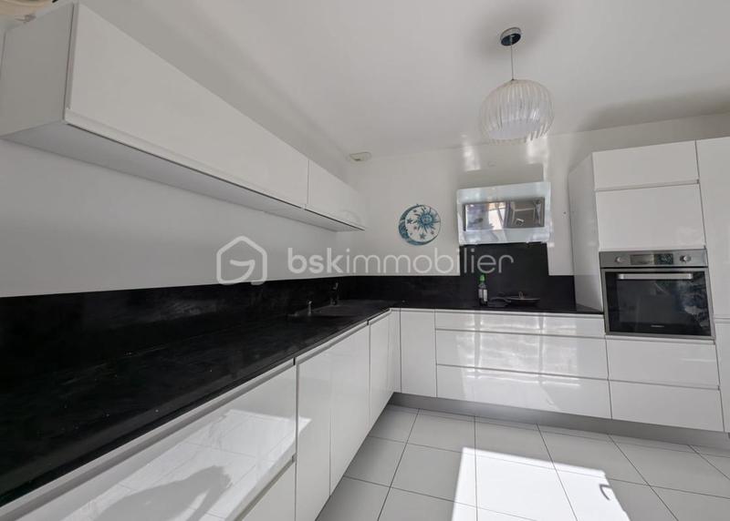 Maison - 80 m² - 3 pièces