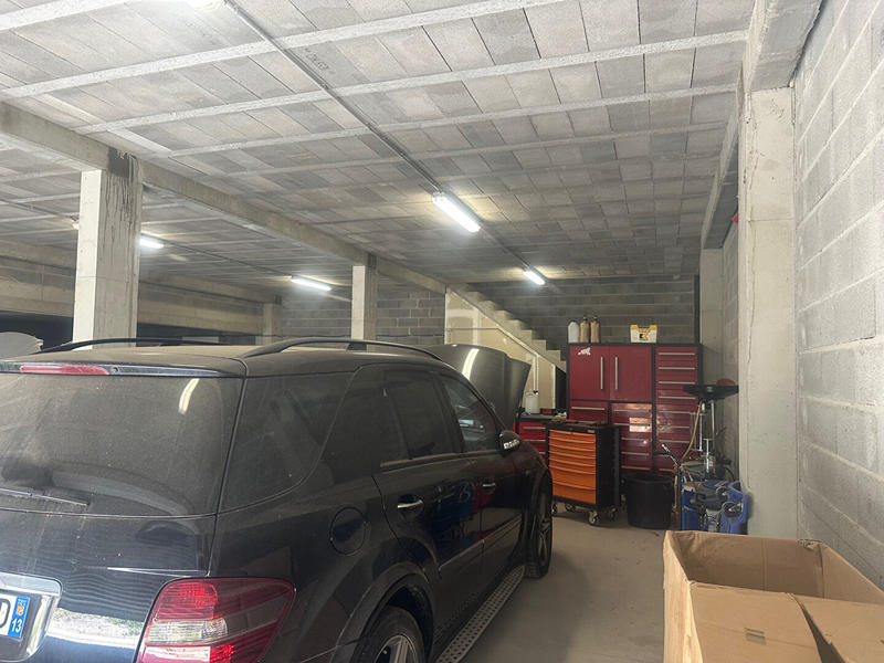 Immeuble - 5 pièces