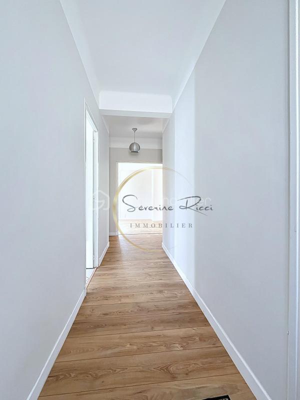 Pavillon - 130 m² - 6 pièces