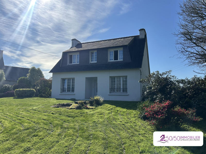 Maison traditionnelle - 118 m² - 7 pièces