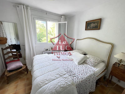 Villa - 180 m² - 8 pièces