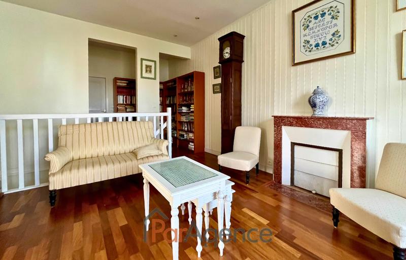 Maison - 157 m² - 6 pièces