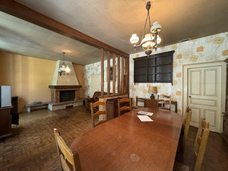 Maison - 180 m² - 4 pièces