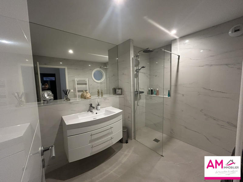 Appartement - 89 m² - 4 pièces