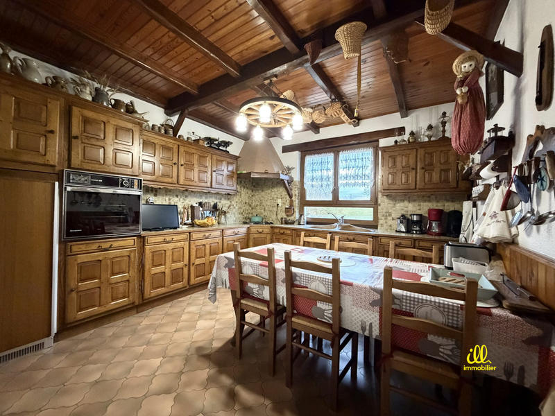 Maison - 109 m² - 6 pièces