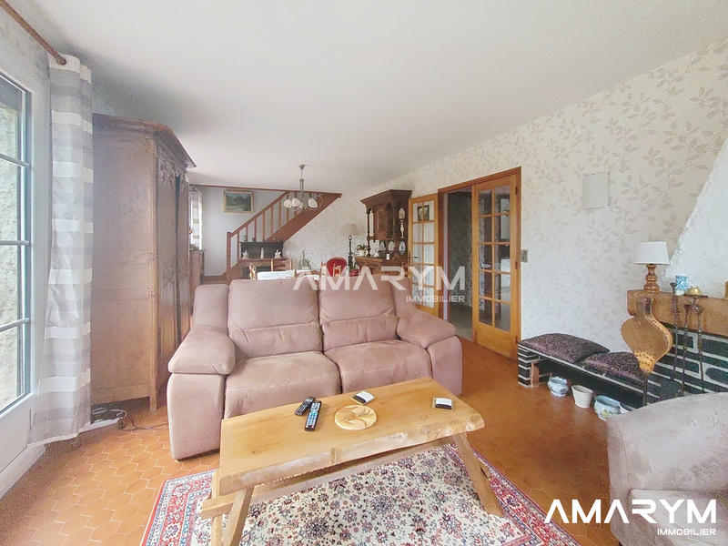 Maison - 180 m² - 6 pièces