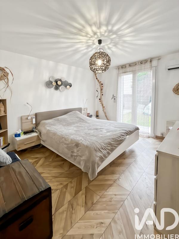 Maison - 165 m² - 8 pièces