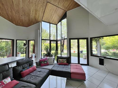 Villa - 216 m² - 6 pièces