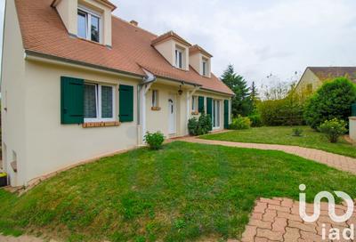 Maison - 225 m² - 10 pièces