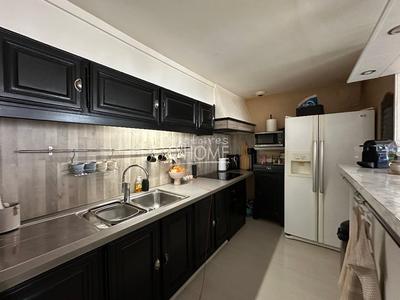 Immeuble - 140 m² - 6 pièces