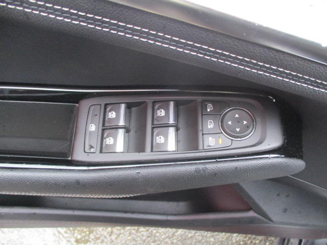 Renault Austral Iconic 1.2 E-Tech Hybrid 200 cv