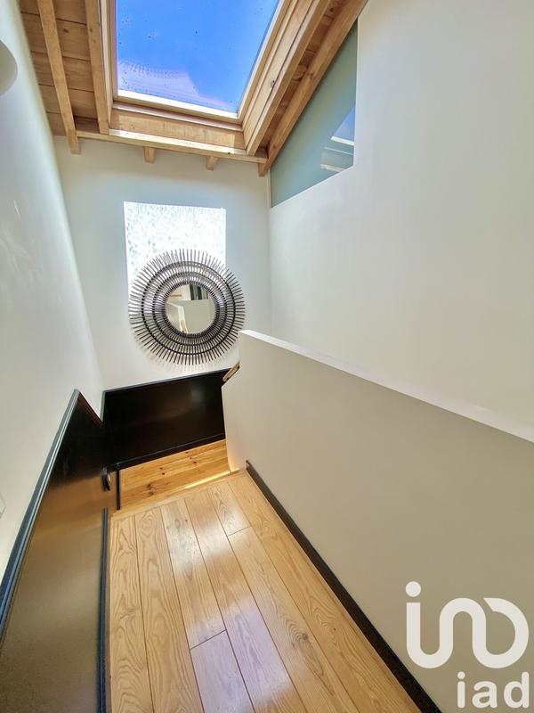 Maison - 215 m² - 7 pièces