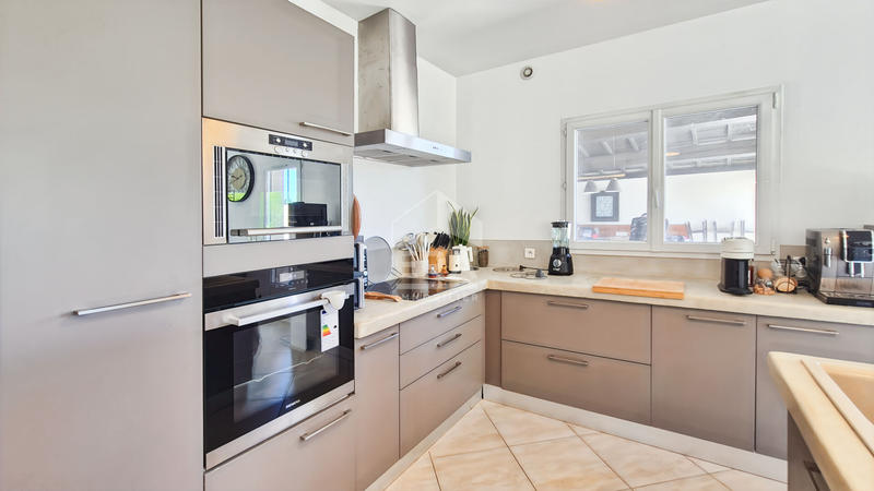 Maison - 122 m² - 5 pièces