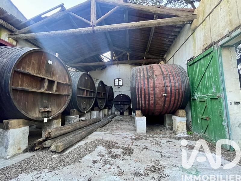 Maison - 400 m² - 1 pièce