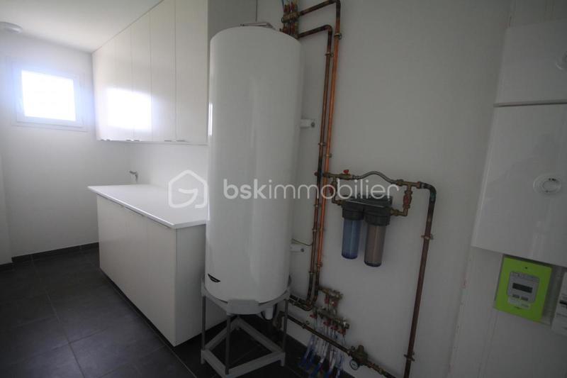 Maison - 105 m² - 4 pièces