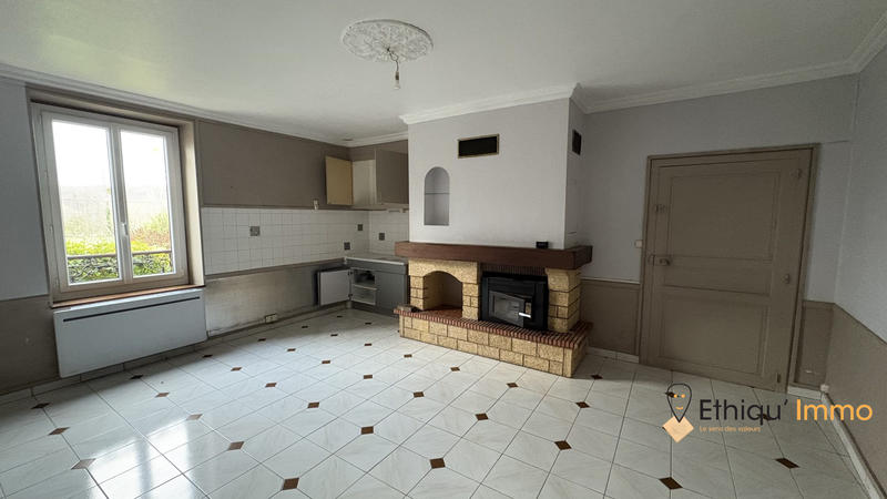 Maison ancienne - 202 m² - 7 pièces