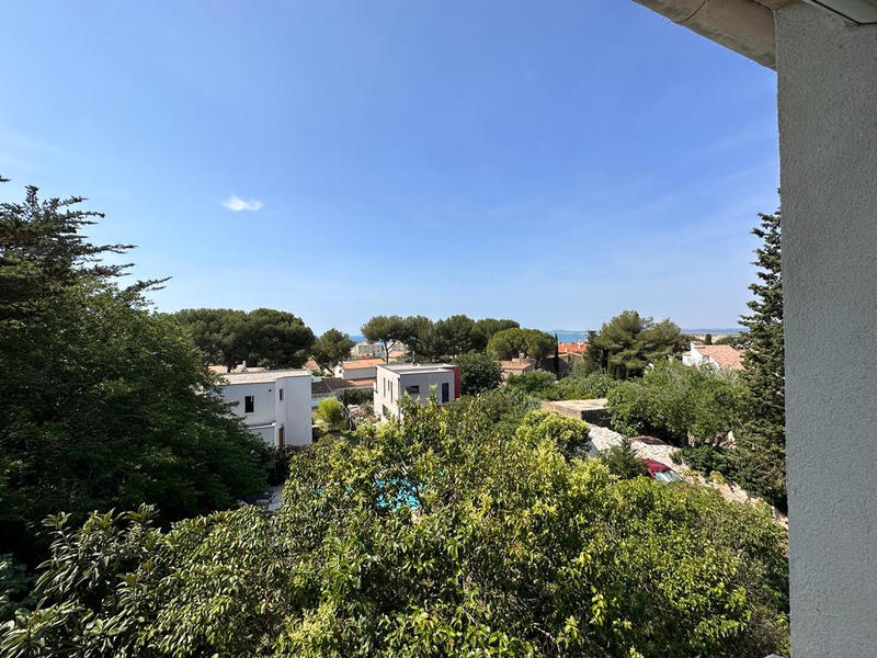 Maison - 206 m² - 7 pièces