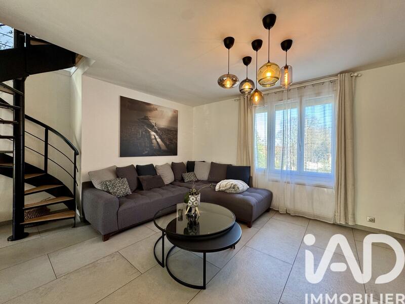 Maison - 130 m² - 5 pièces