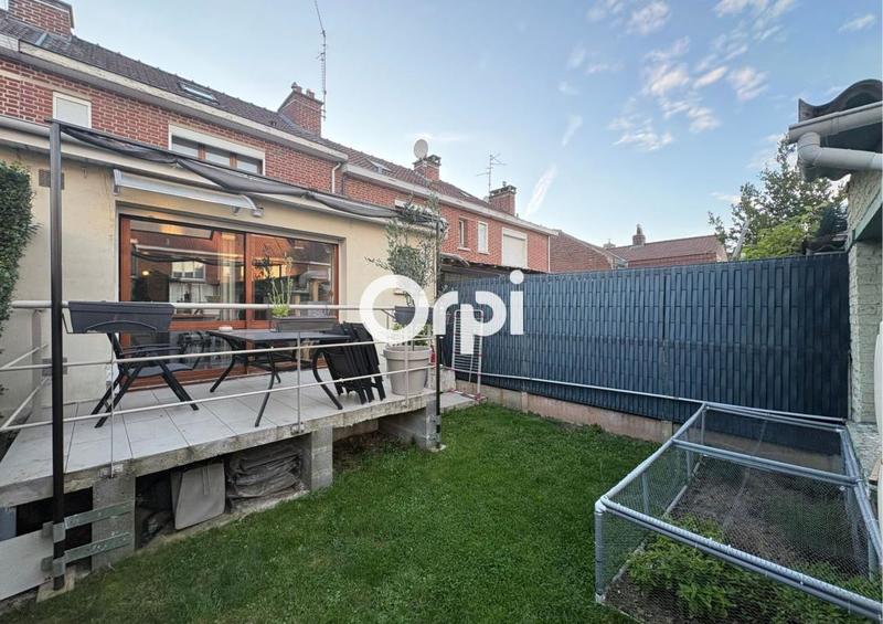 Maison - 104 m² - 4 pièces