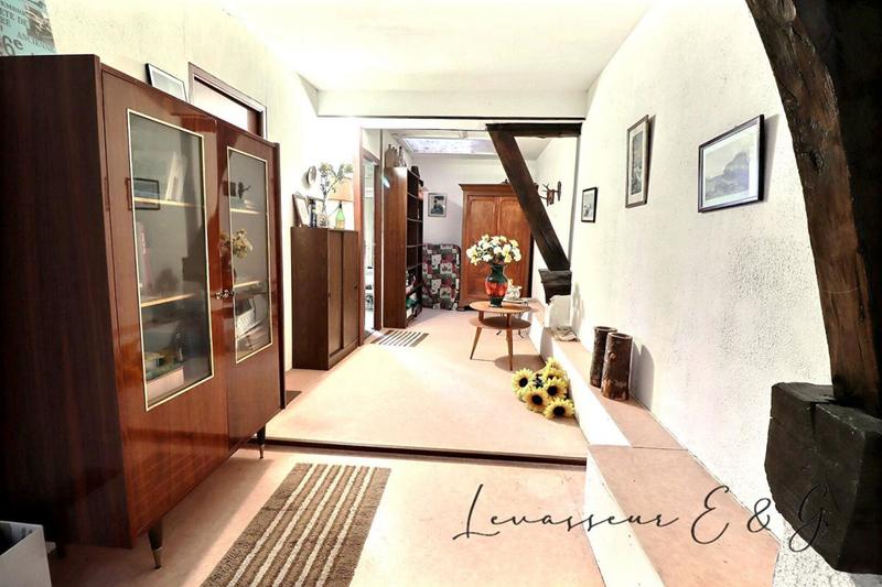 Maison - 185 m² - 7 pièces