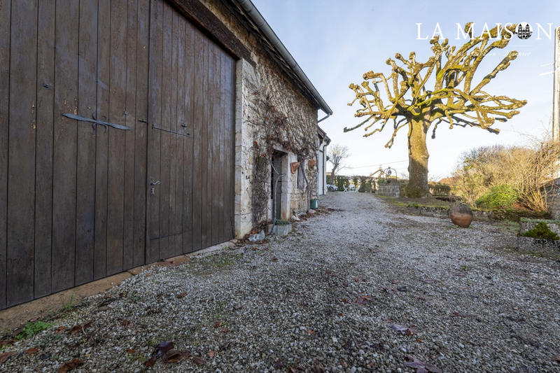 Maison ancienne - 130 m² - 6 pièces