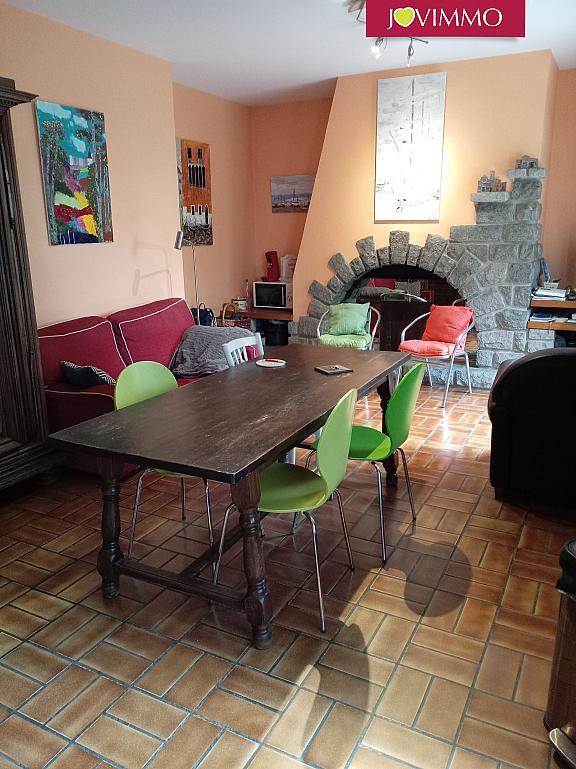 Maison - 305 m² - 10 pièces