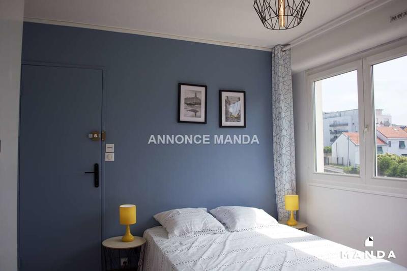 Chambre - 11 m² - 6 pièces