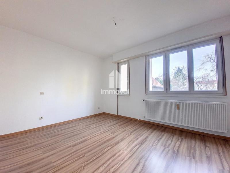 Appartement - 90 m² - 3 pièces