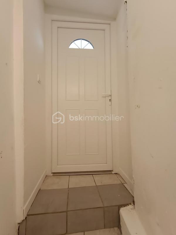 Immeuble - 60 m² - 3 pièces