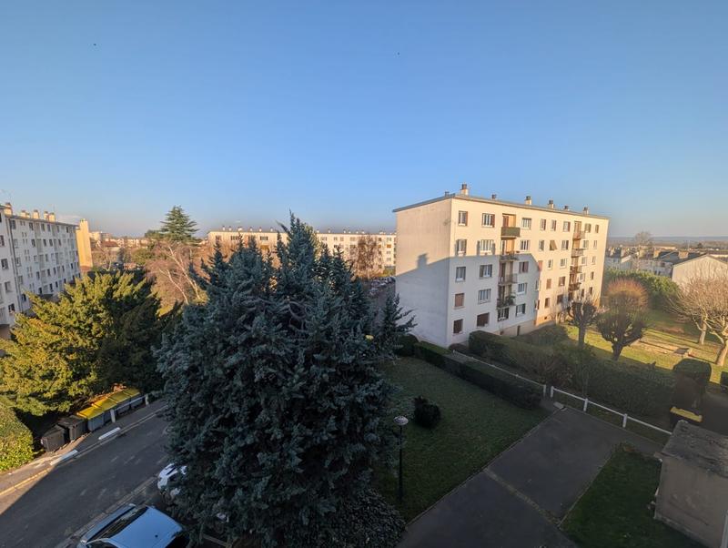 Appartement - 64 m² - 4 pièces