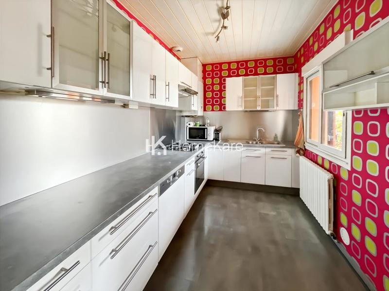 Maison - 100 m² - 4 pièces